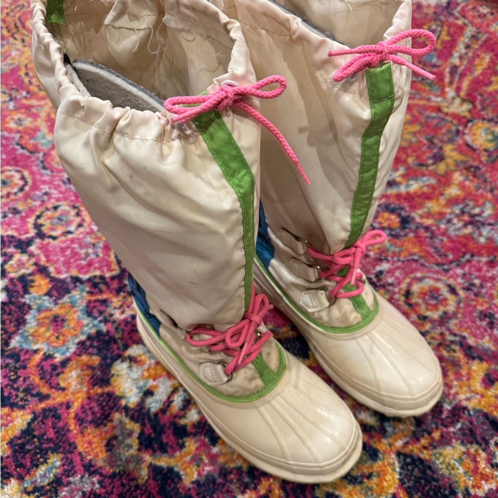 Colorful Sorel Freestyle Snow Boots with Pink Laces